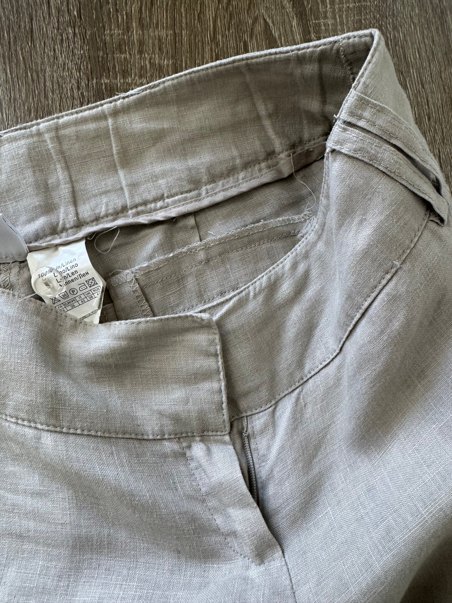 Pantalon gri din 100% în în croi evazat și talie medie-joasă ( mărimea S)