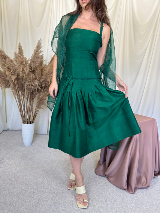 Rochie vintage custom made din 100% matase naturala, talie marcata ( mărimea XS)