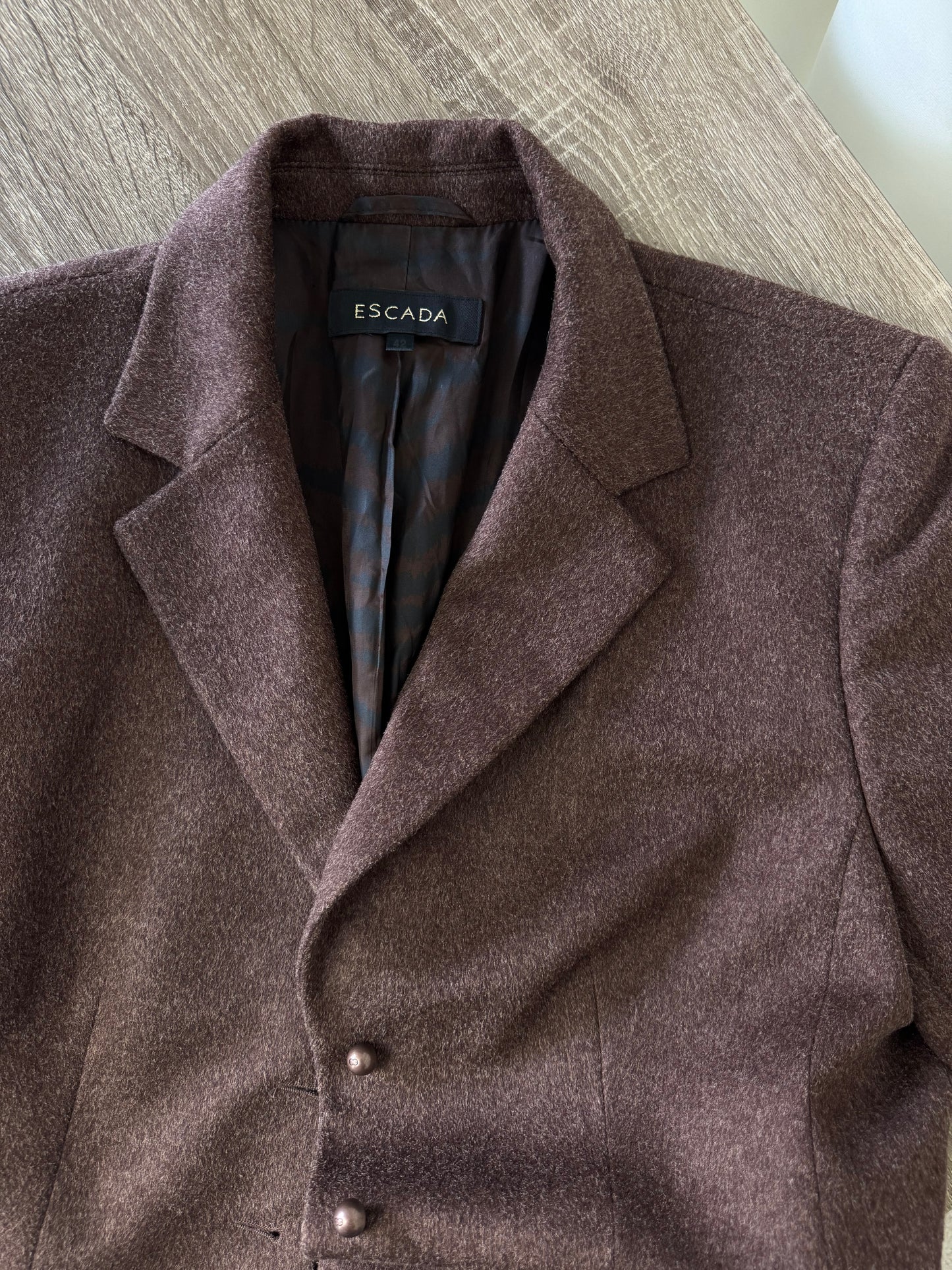 Piesă premium escada stofă piacenza( mărimea M-L)