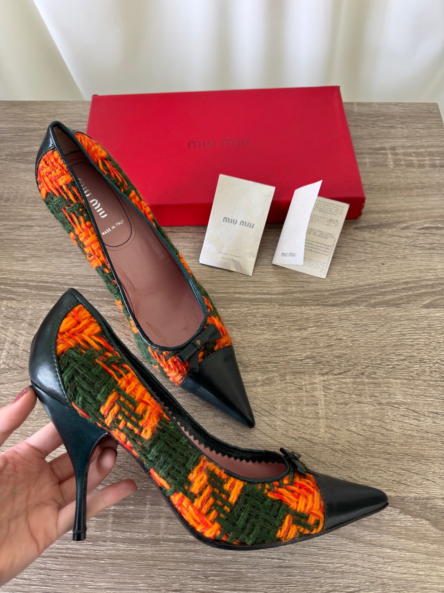 Pantofi MIU MIU din tweed de lână și piele naturală ( mărimea 40.5)