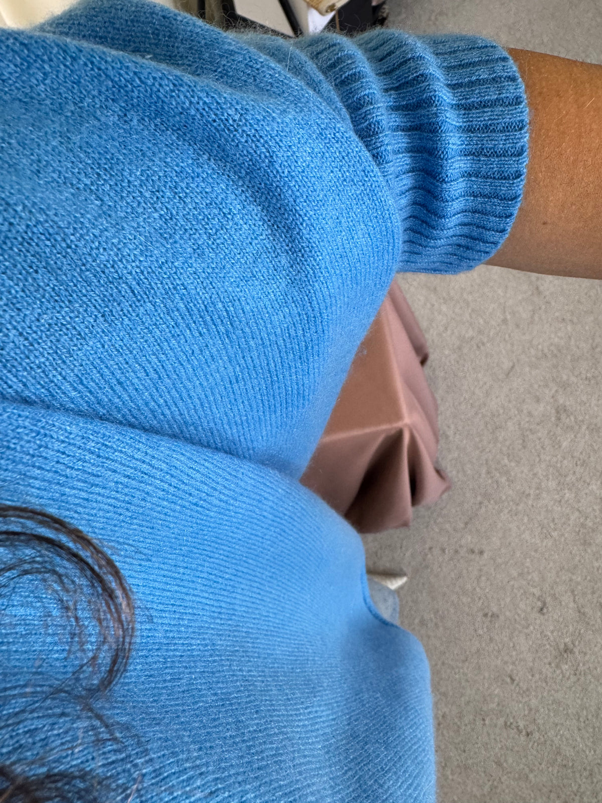 Bluză NOT SHY din 100% cașmir, fit oversized ( mărimea S-XL)