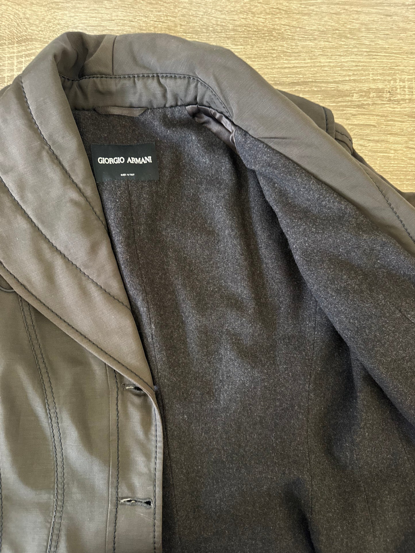 (BACK IN STOCK!!) Jacheta premium GIORGIO ARMANI, talie cambrata, căptușită (Mărimea S)