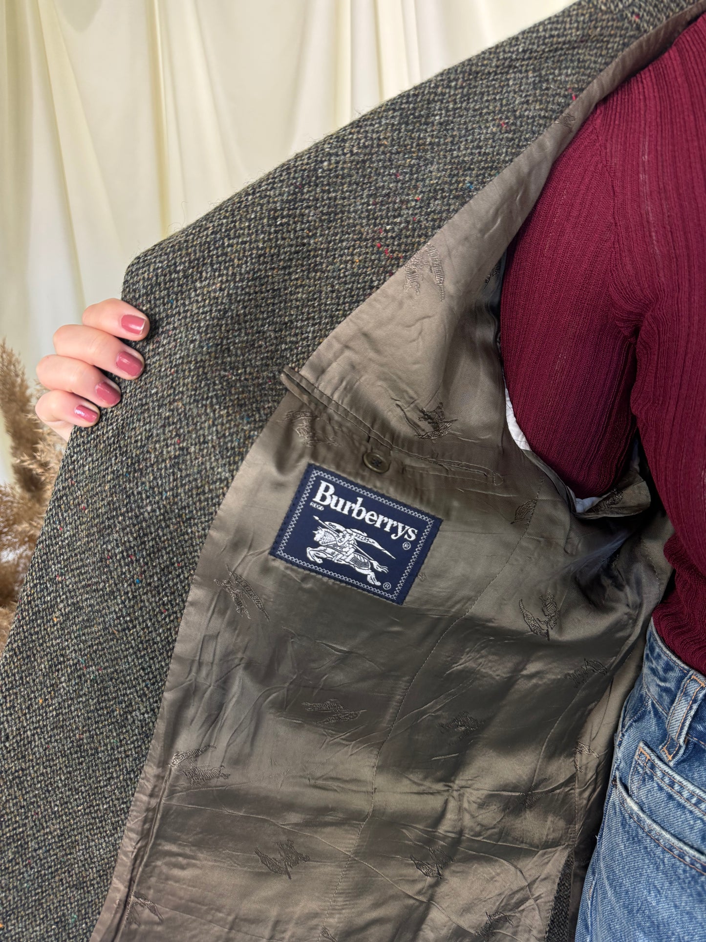 Piesa de colecție BURBERRY- lână HARIS TWEED