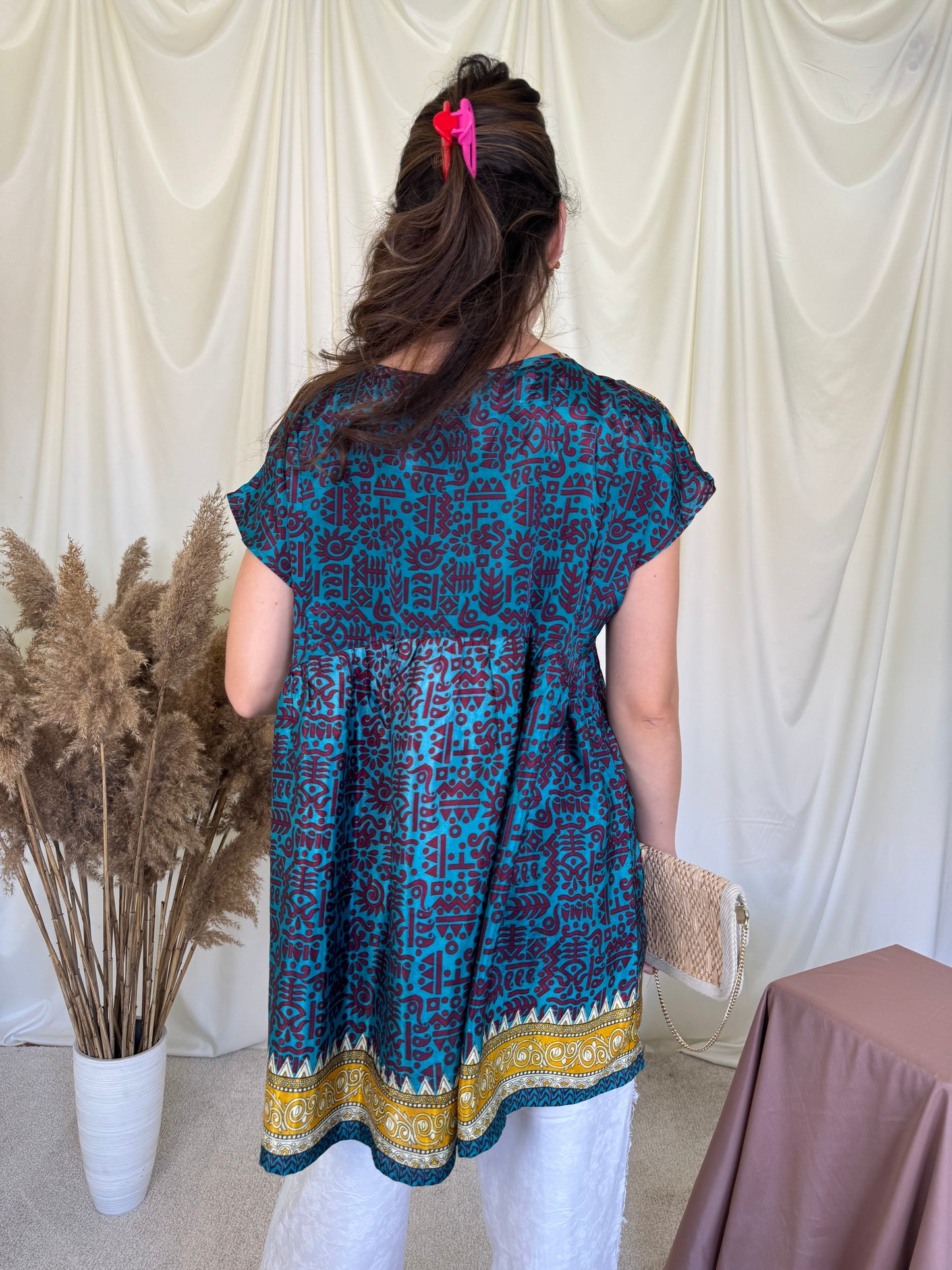 Bluză din 100% mătase naturela în stil indian, croi amplu ( marime universală -100 bust)