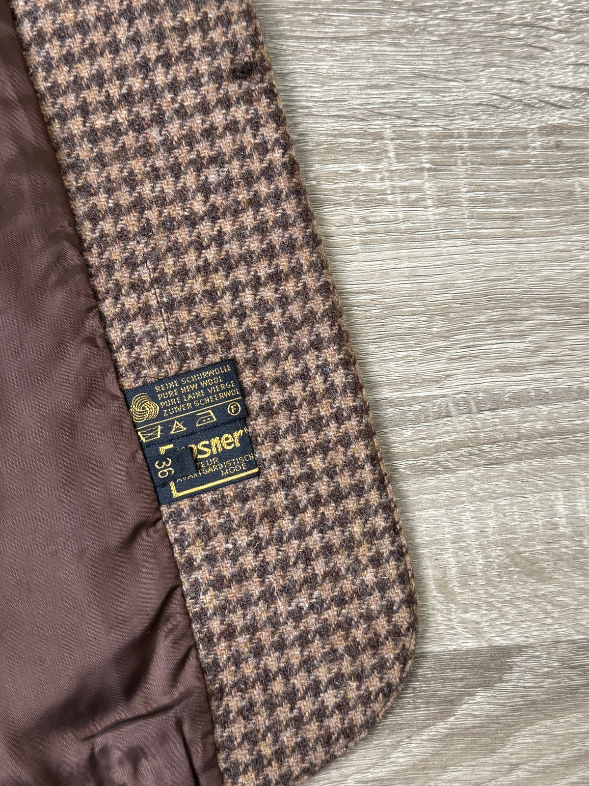 Sacou vintage din stofă tweed mai groasă 100% lână ( mărimea XS)