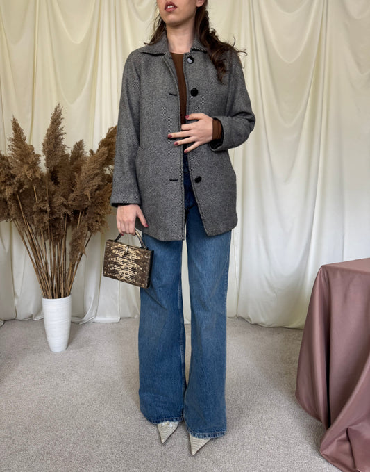 Sacou-palton din 100% cașmir, recomand pentru primavara
(Mărimea S)