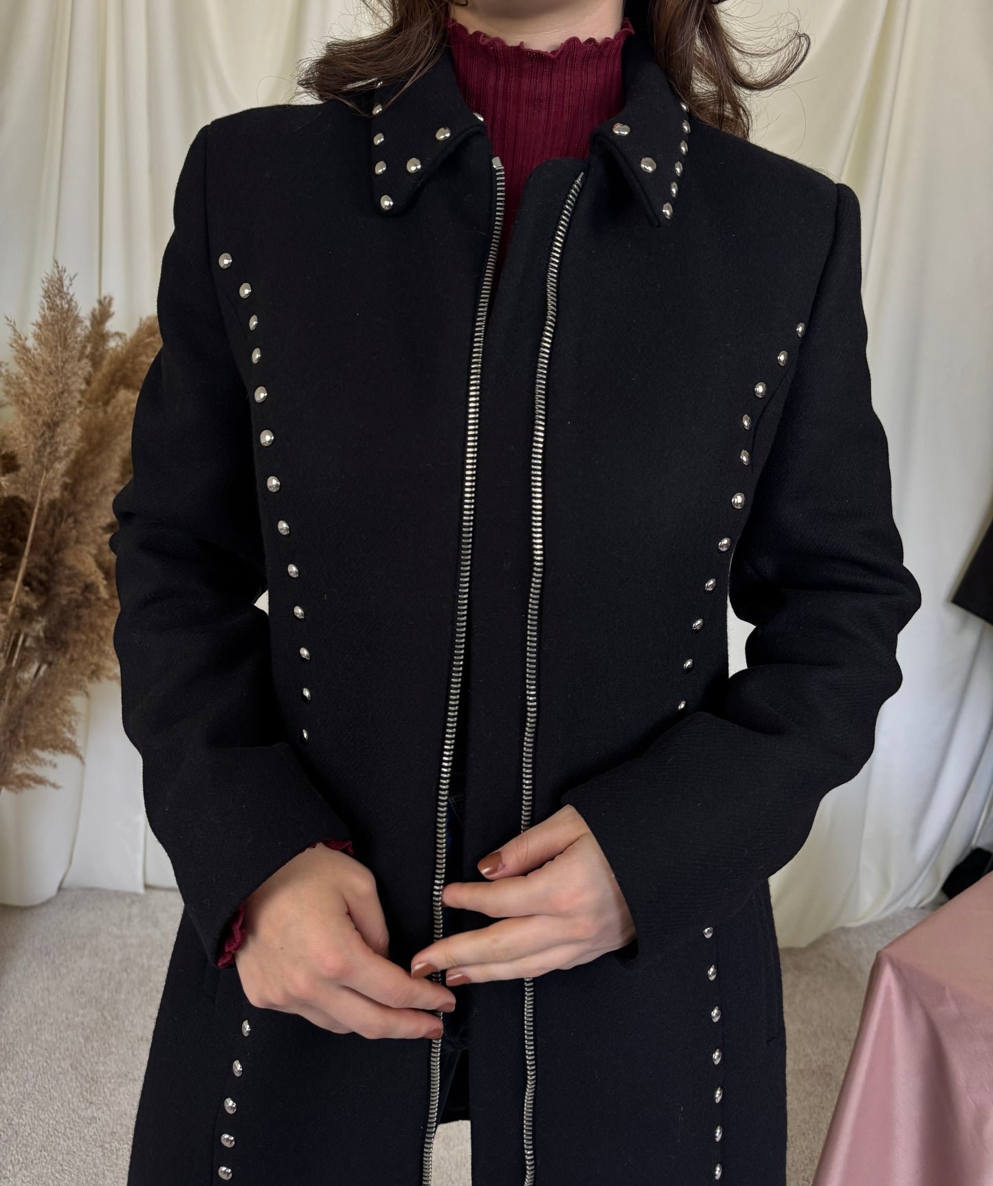 Palton Moschino din 80% lână cu aplicații metalice (S/M)