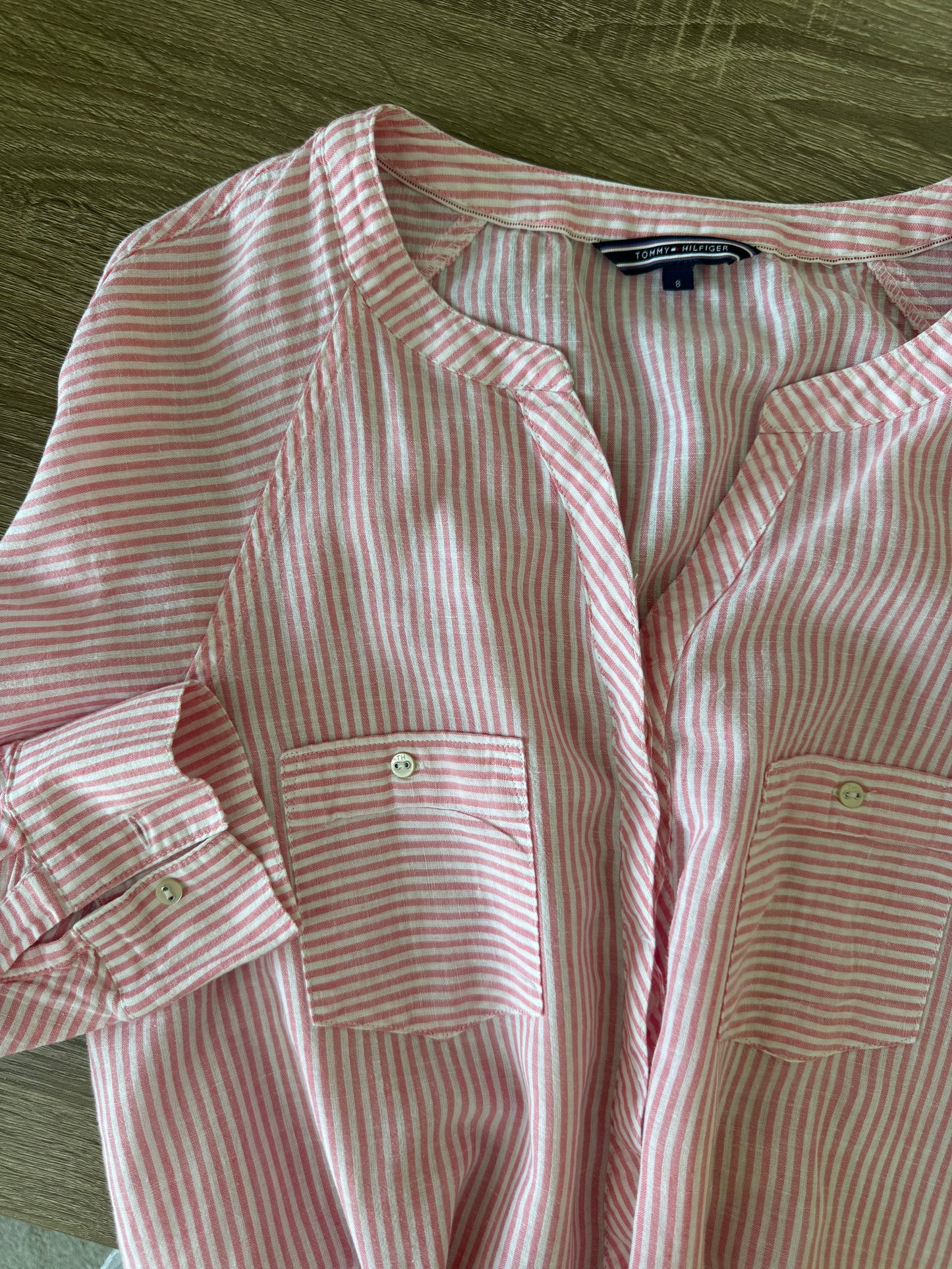 Cămașă Tommy H. Din bumbac și in cu print baby pink( mărimea S-M)