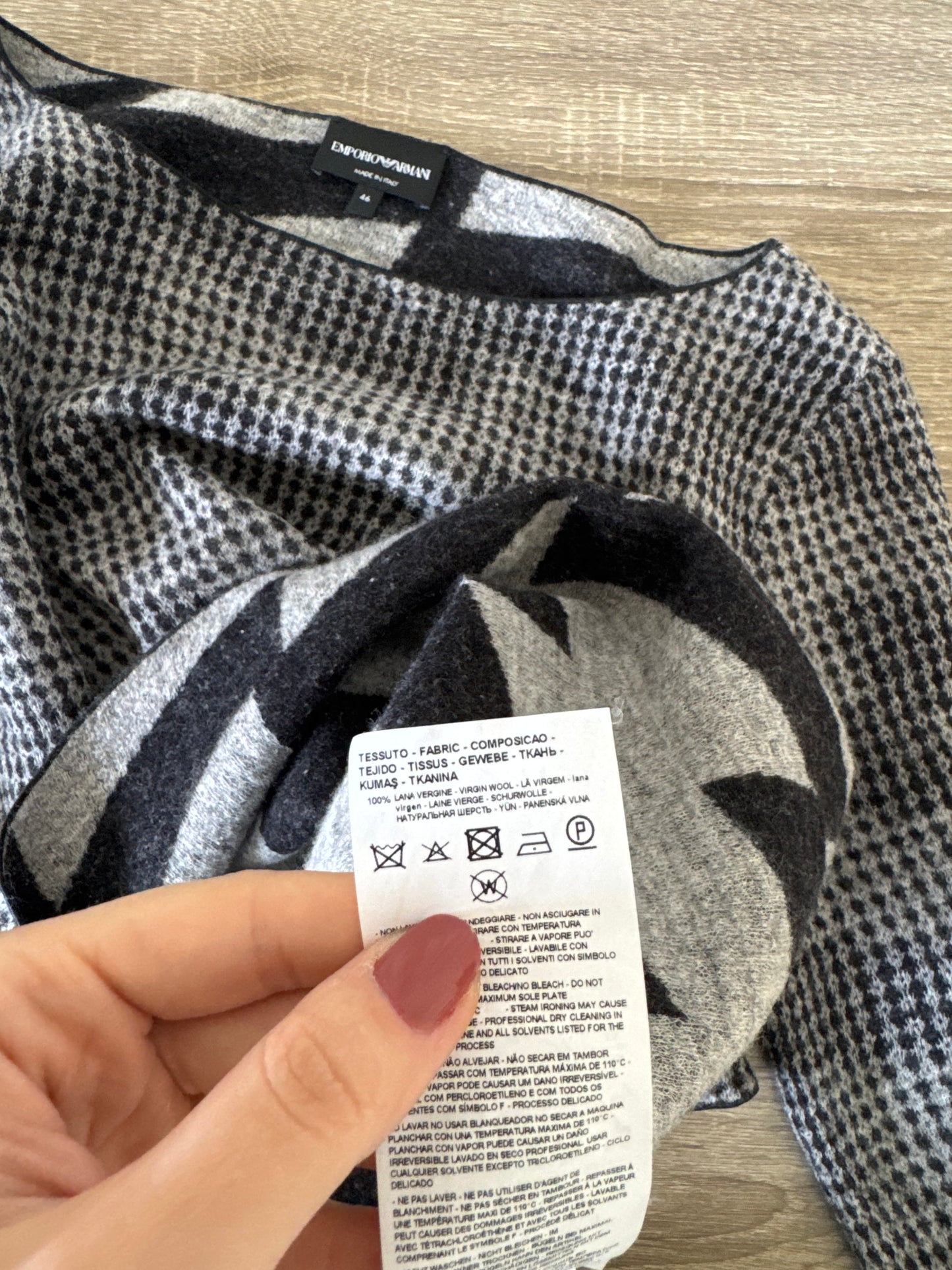 Pulover EmporioArmani din 100% lâna (Mărimea M)