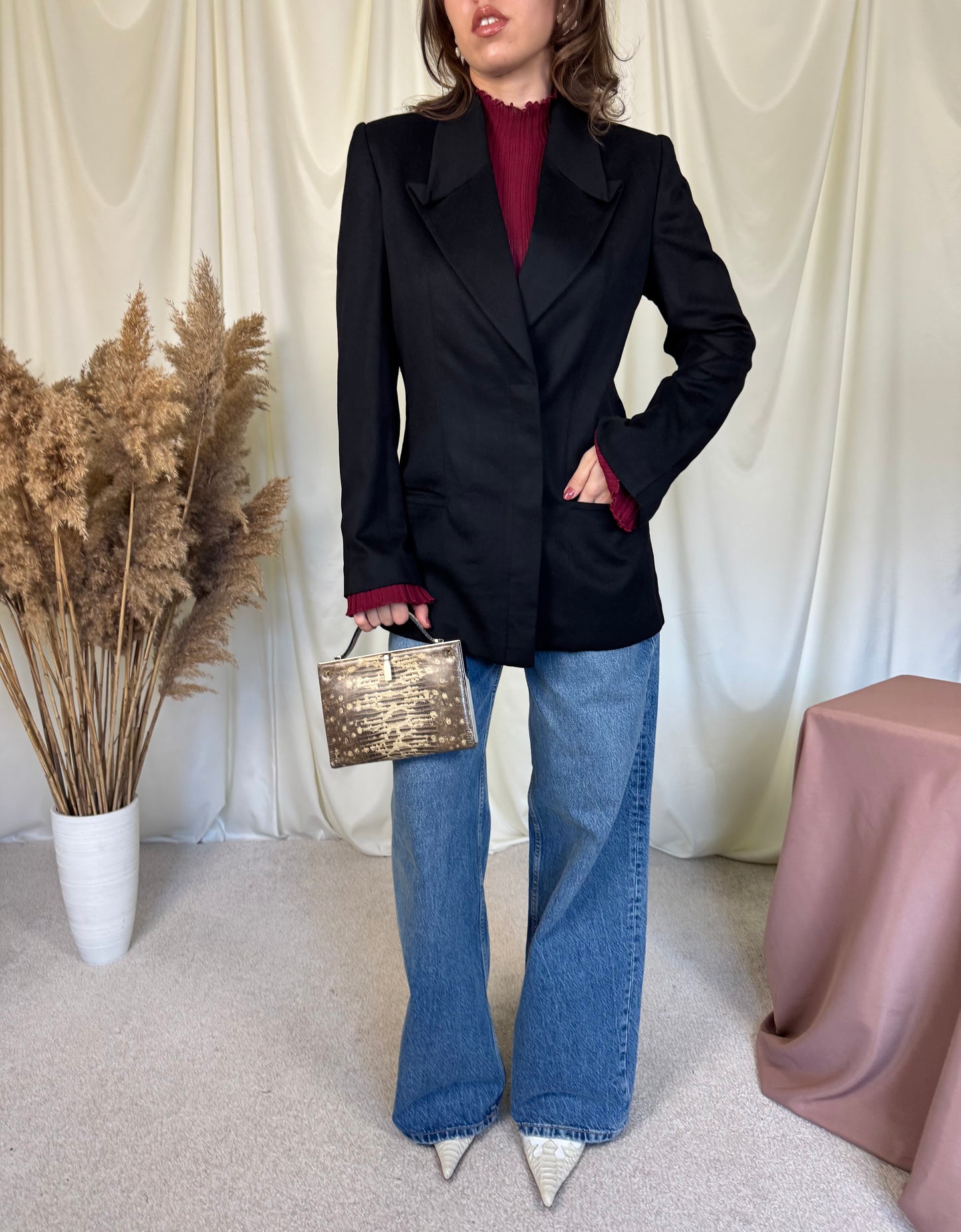 Sacou GIVENCHY 100% lână( mărimea S)