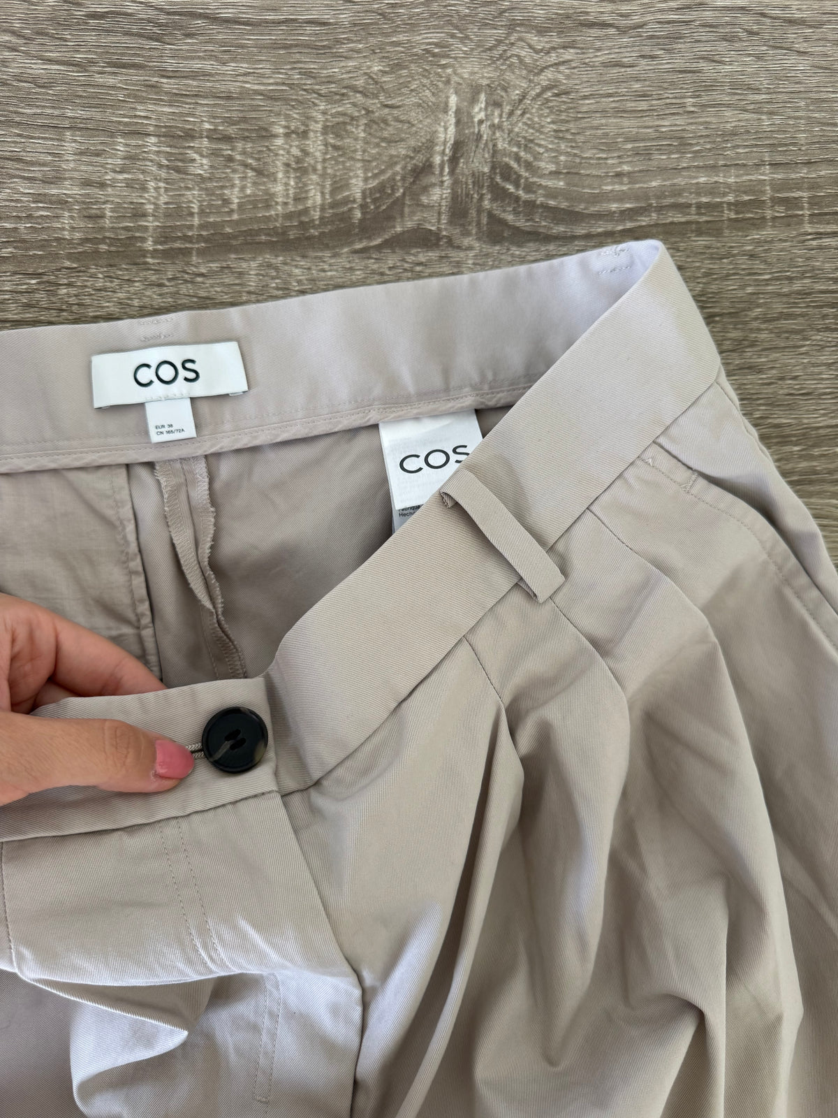 Pantalon COS cu talie înaltă ( mărimea M/L)