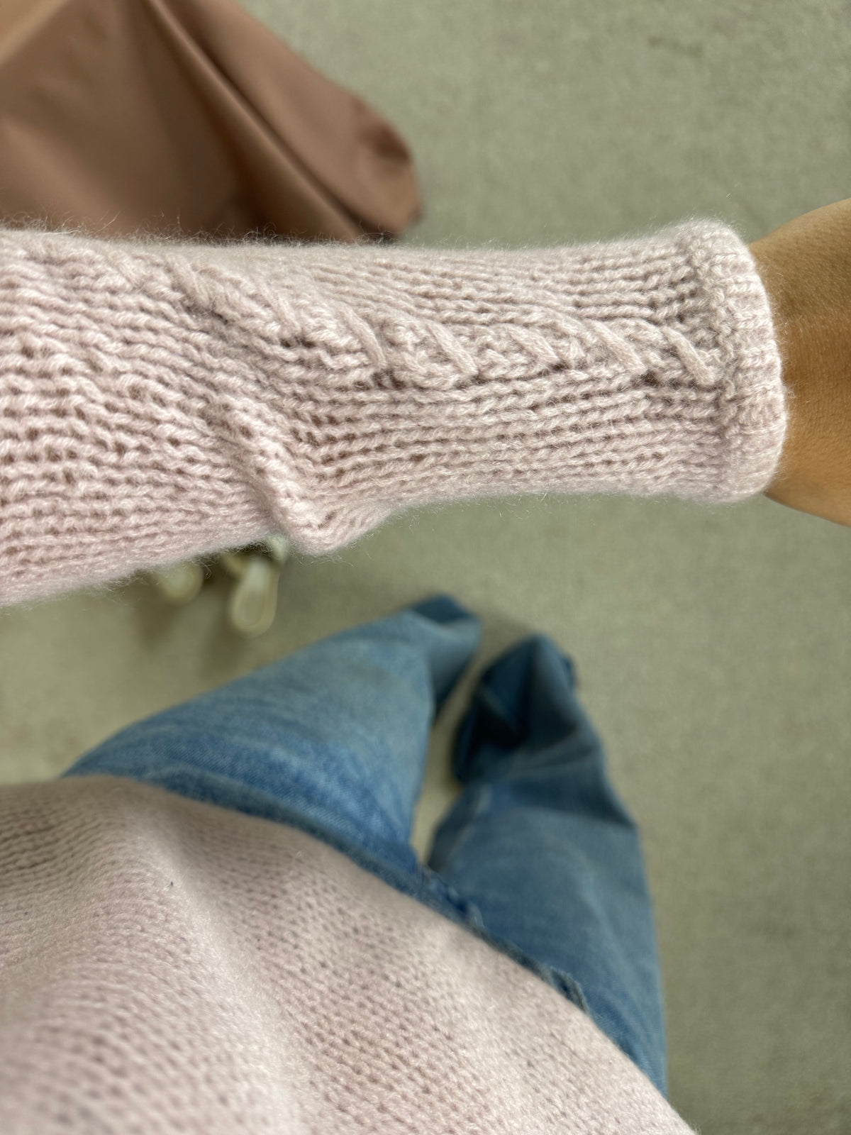 Bluzițe premium 360 cashmere din cașmir moale, decolteu în V ( mărimea xs/s)