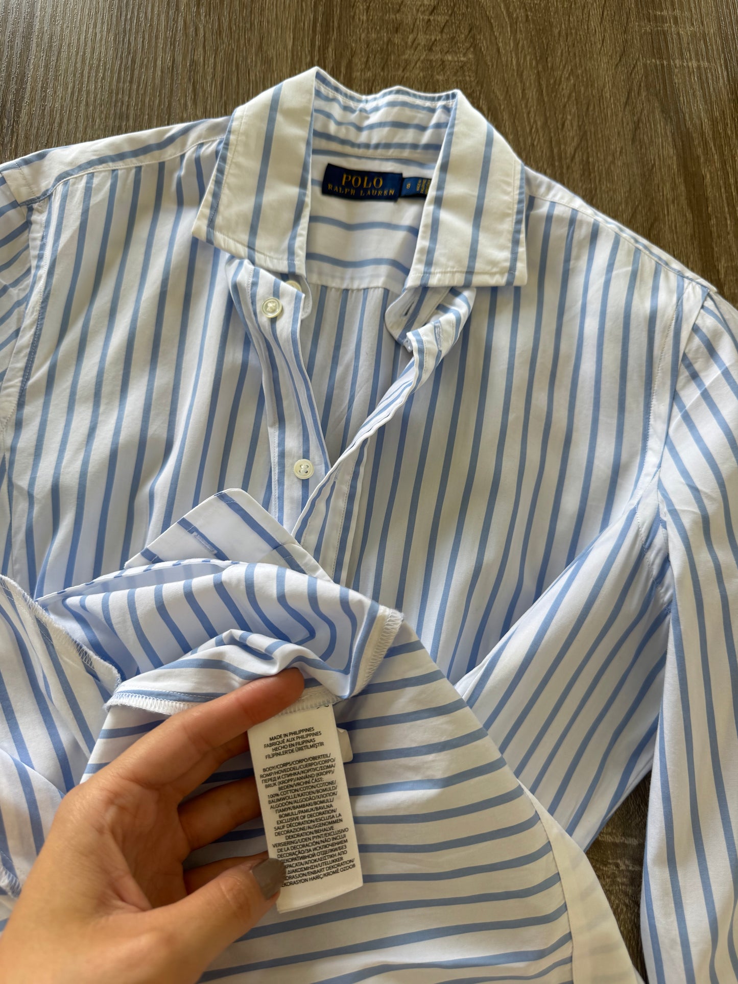 Rochie POLO Ralph Lauren din 100% bumbac cu talie marcata și inscripție brodată pe mânecă
(Mărimea S/ s-m)