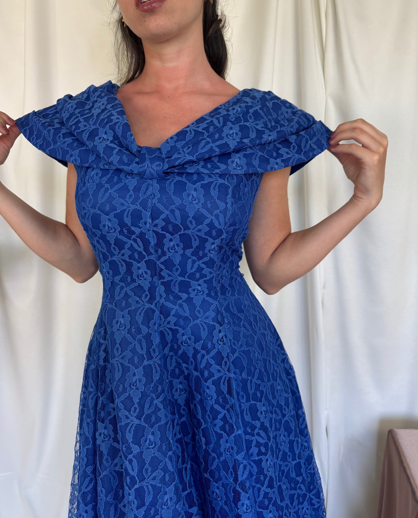 Rochie vintage ampla din dantela (S-M)