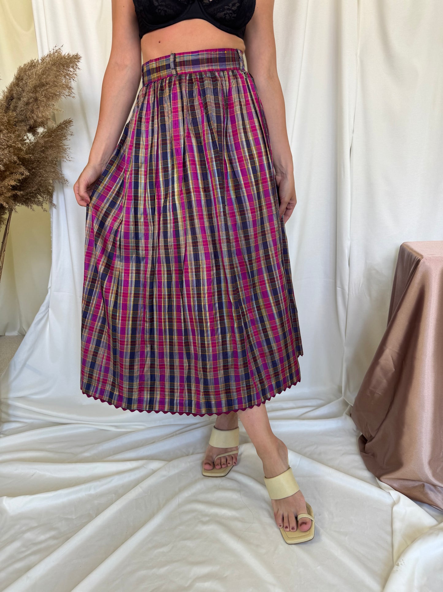 Fusta vintage din matase naturala ( S-M )