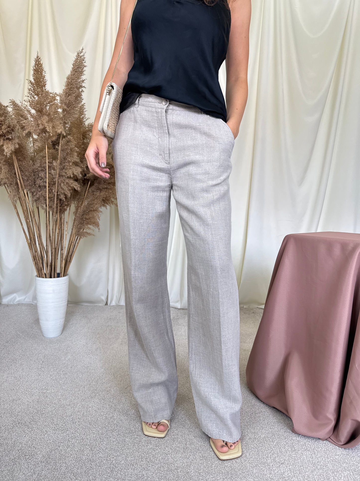 Pantalon din 100% in, talie medie 
(Mărimea 38/M)-76 talie