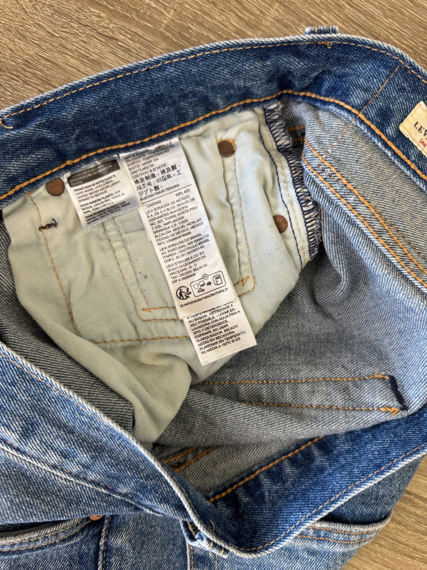 Pantaloni scurți Levi’s 
(Mărimea S)