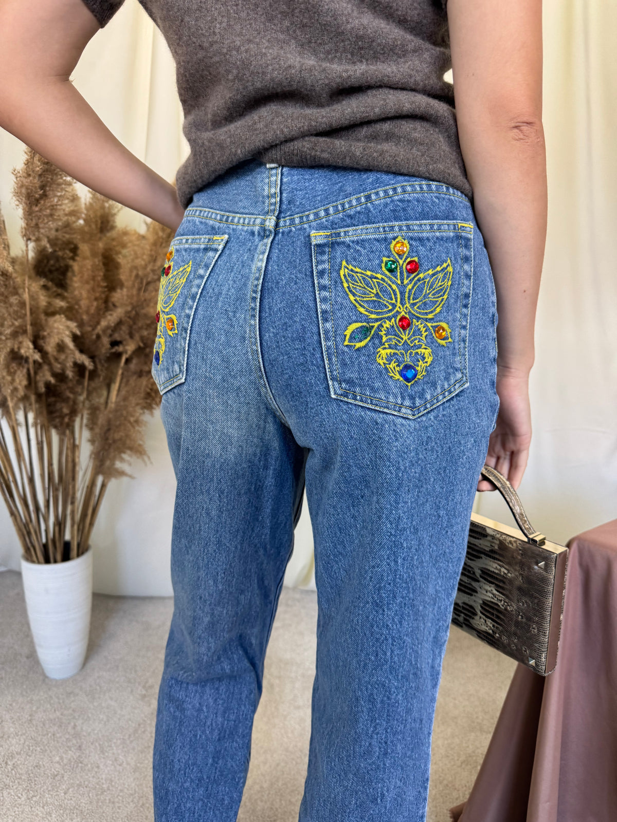 Blug vintage cu broderie și accesorii din 100% bumbac cu talie înaltă ( mărimea S)