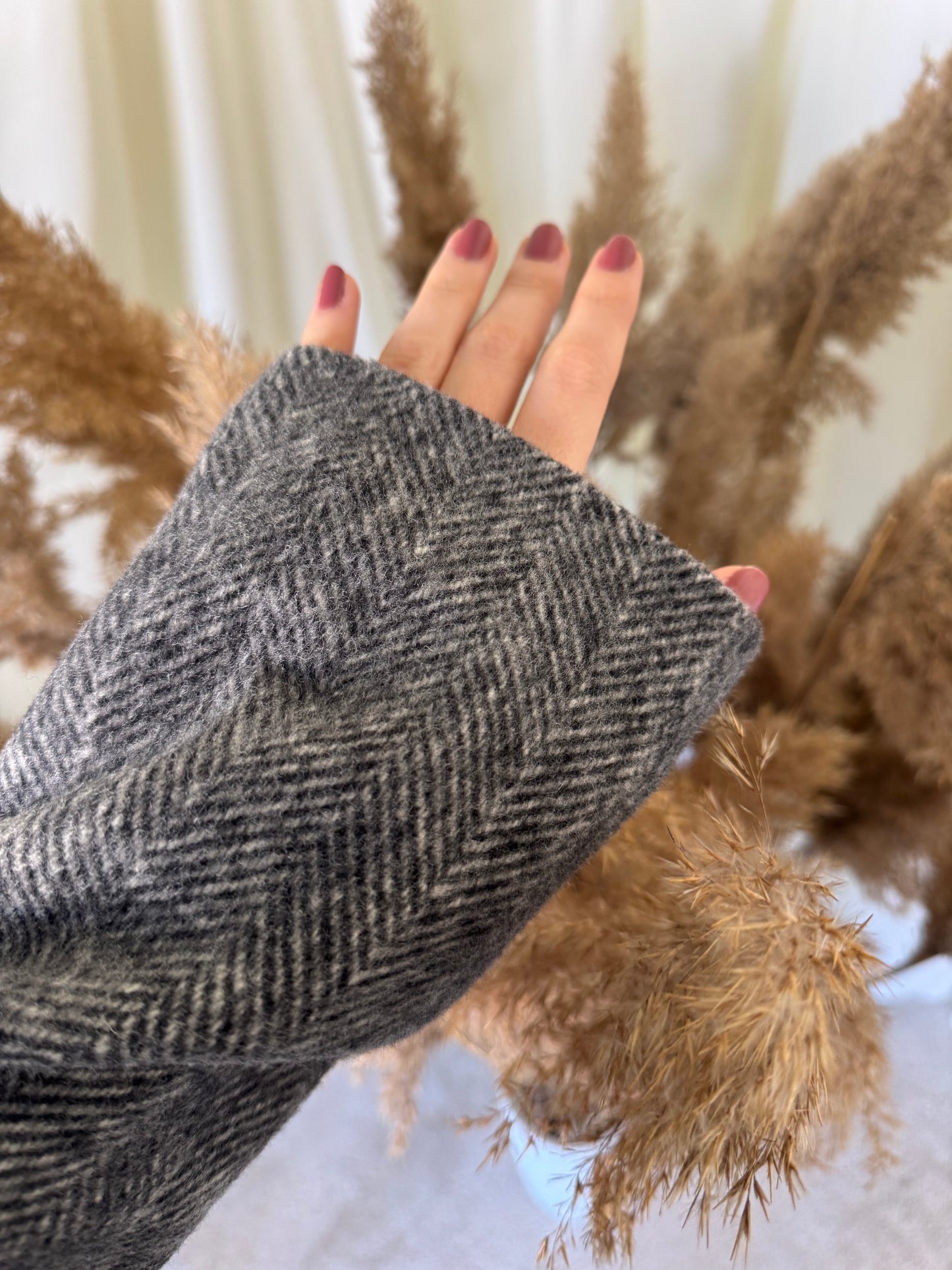 Palton superb din 100% lână fină
Mărimea L