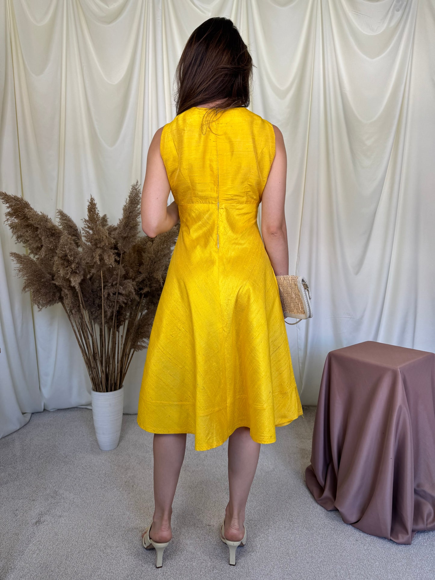 Rochie custom made, produs unicat din 100% mătase naturală, galben gold ( mărimea S)