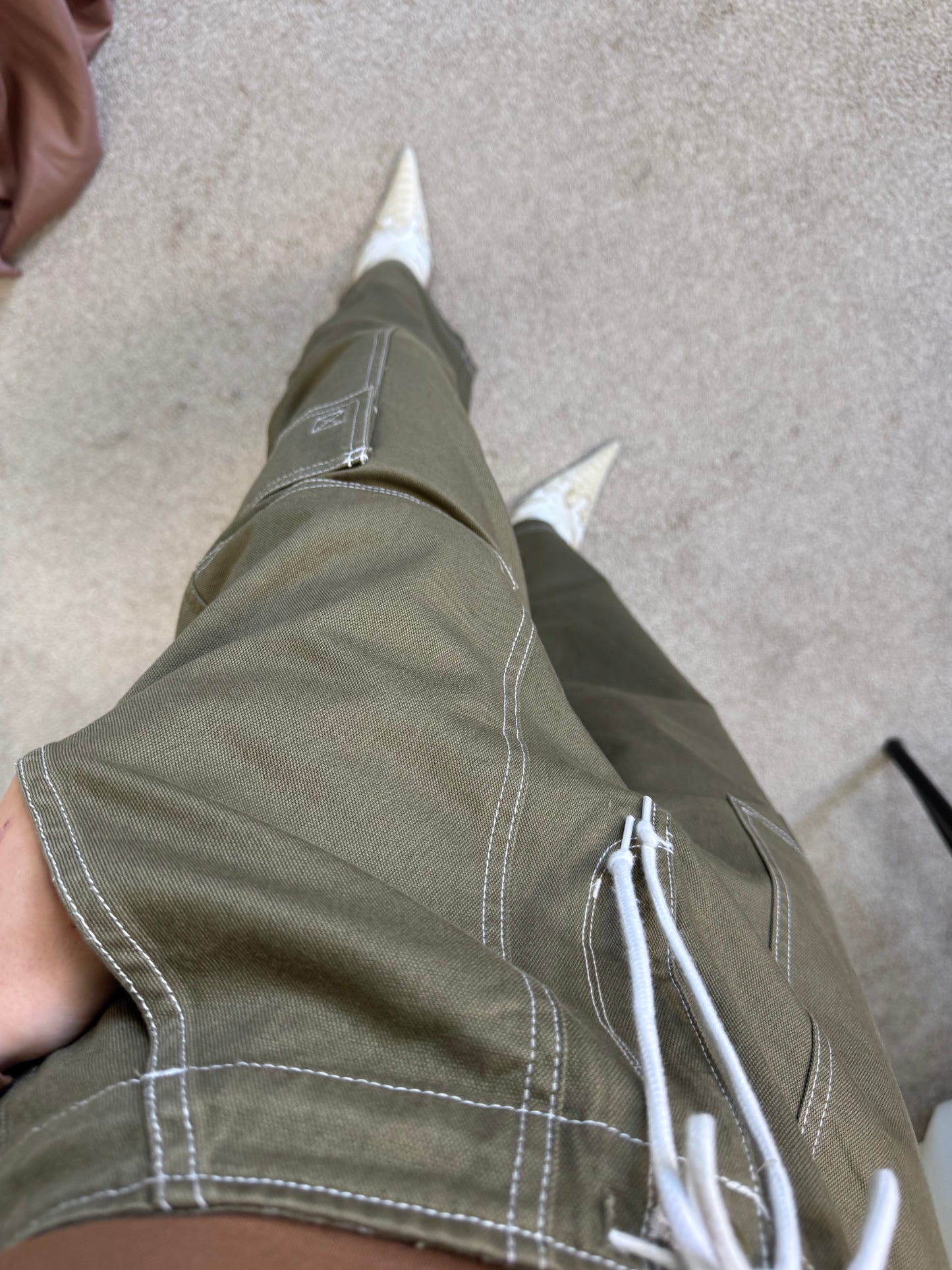Pantalon VANS din bumbac cu talie medie 
(Mărimea M)