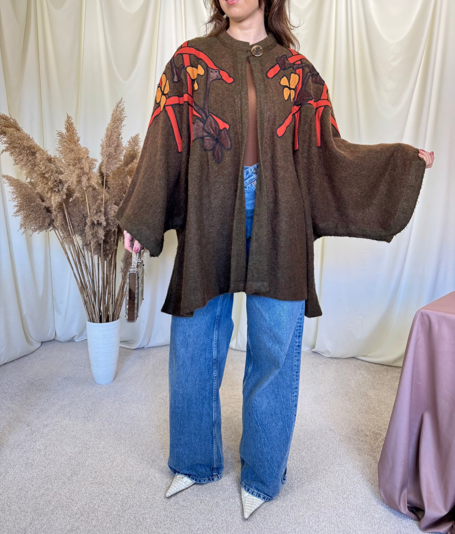 Poncho vintage realizat manual, marime universală (recomand M-XL)