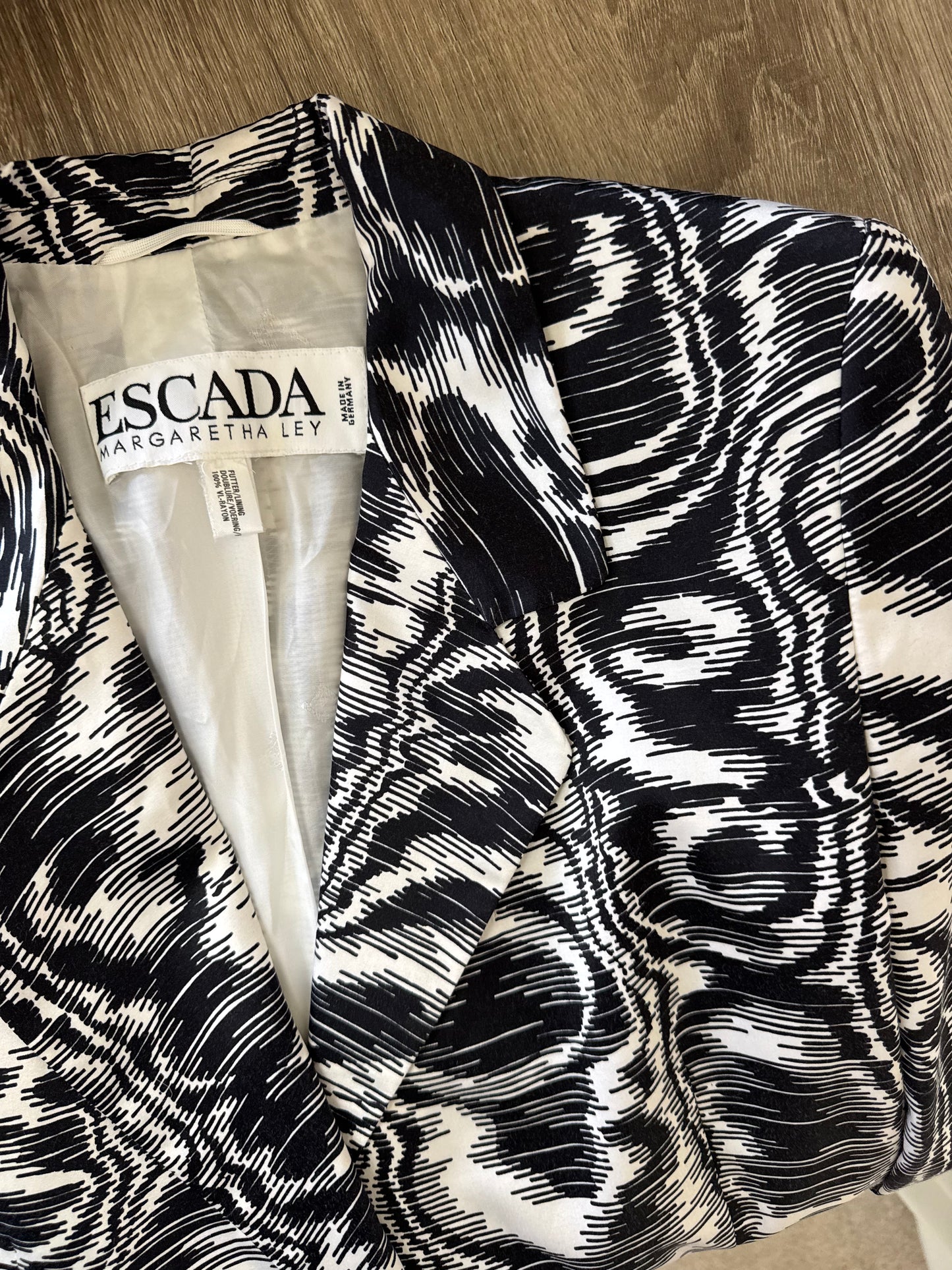 Sacou premium ESCADA din mătase și bumbac( mărimea S)