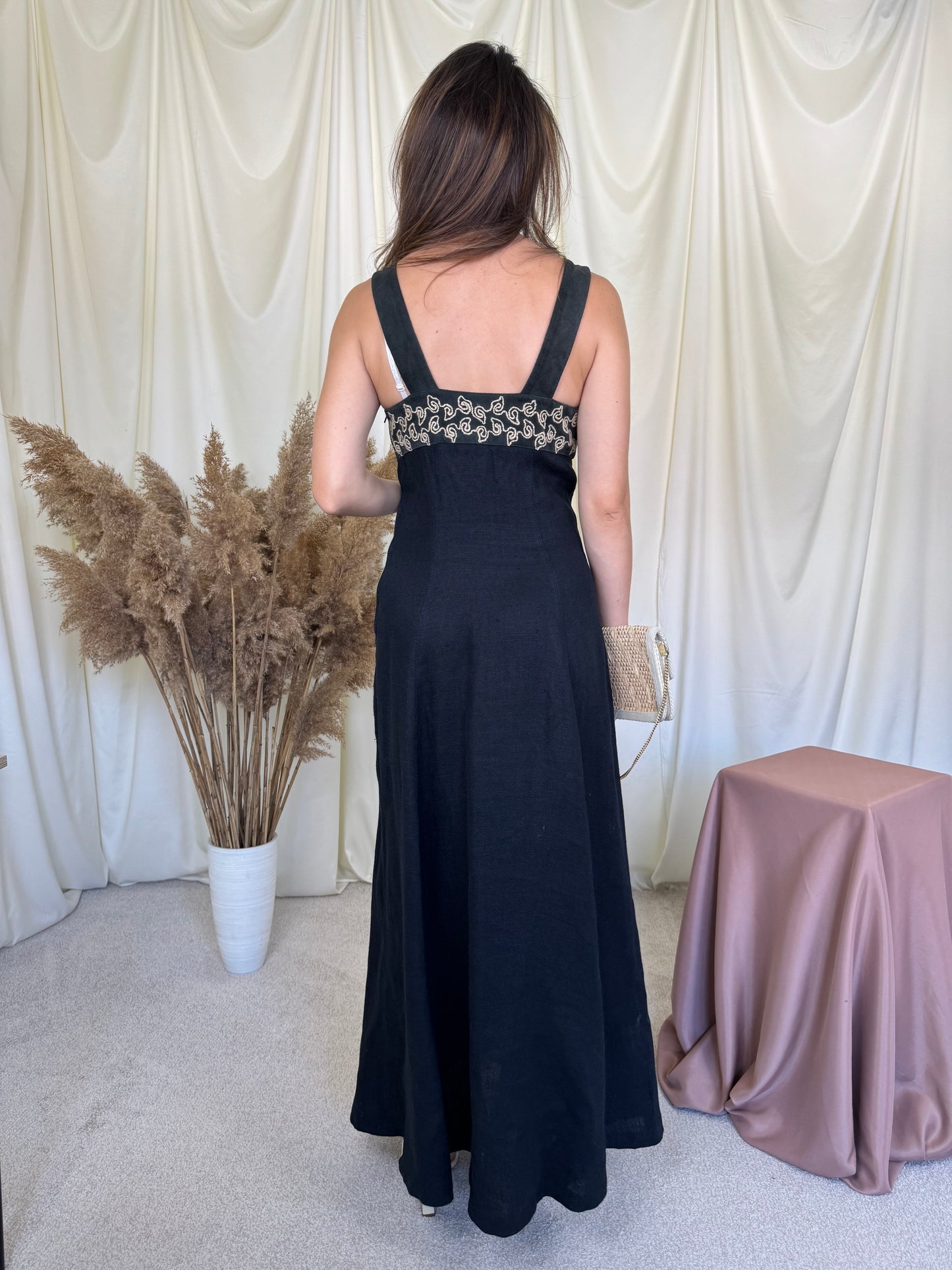 Rochie vintage din 100% in cu bretele din piele naturala întoarsă ( mărimea S/M)