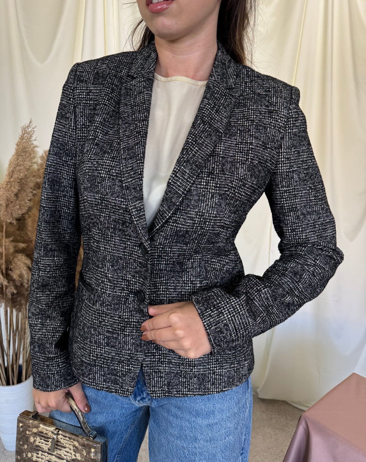 Sacou premium tip jachetă Hugo Boss din stofă 100% lână și detalii din piele naturală ( mărimea S)