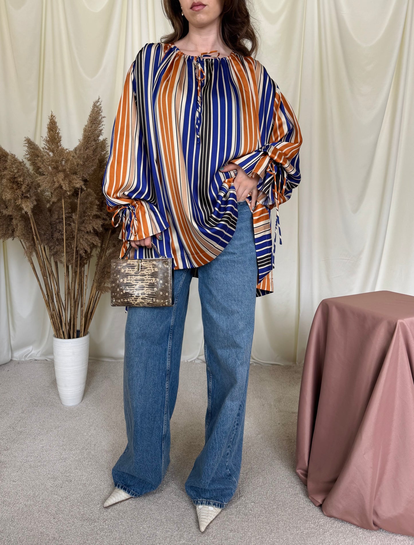 Bluza premium MULBERRY cu print 
(Mărimea M-XL)