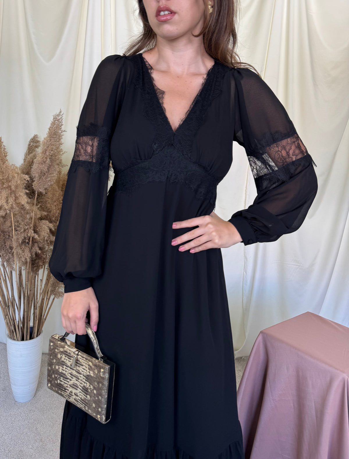 Rochie Michael Kors cu detalii superbe din dantelă și talie marcata ( mărimea xs/s)
