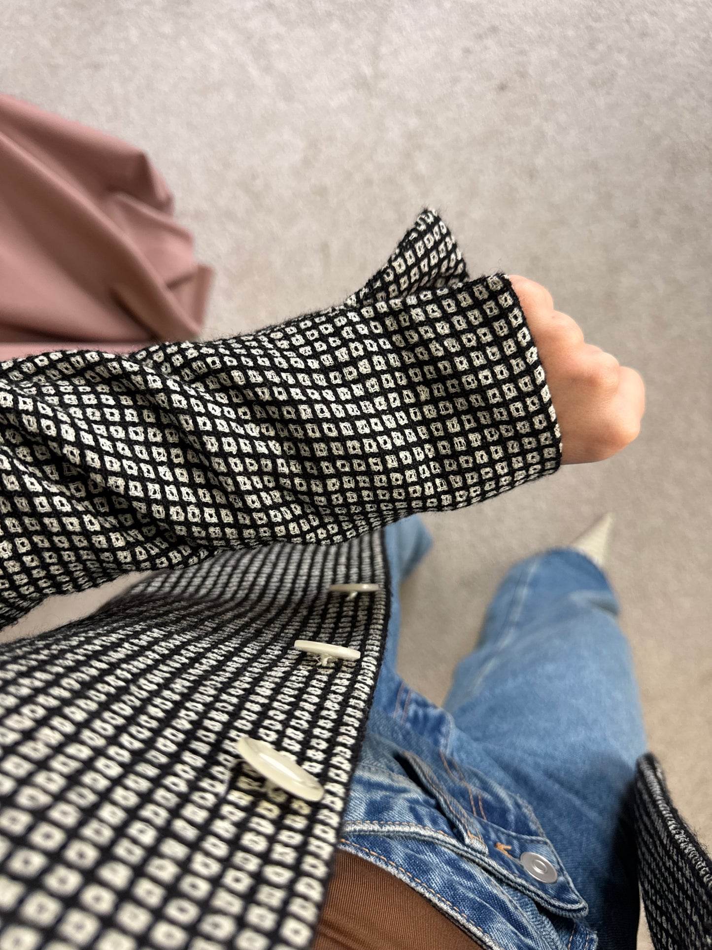 Sacou superb de brand Madeleine din stofă cu print 90% lână (Mărimea 36/S)