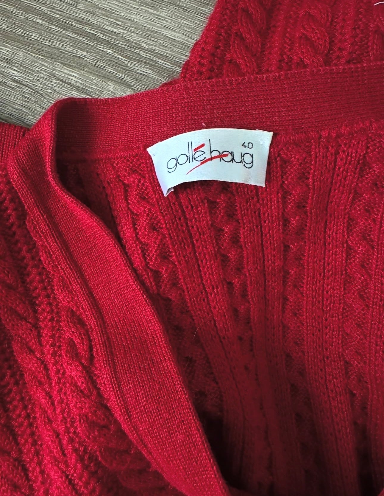 Jerse vintage din lana moale ( mărimea M)