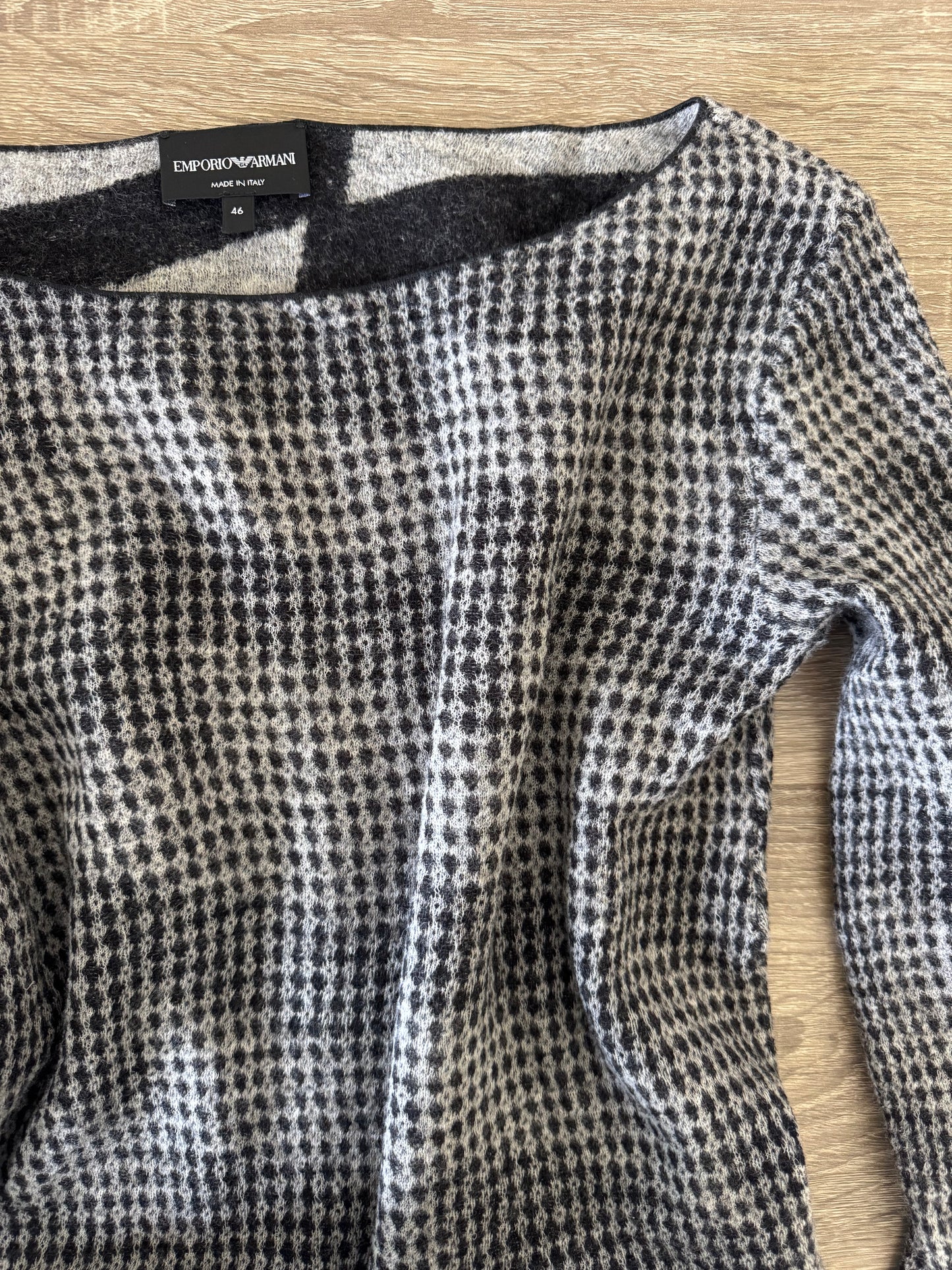 Pulover EmporioArmani din 100% lâna (Mărimea M)