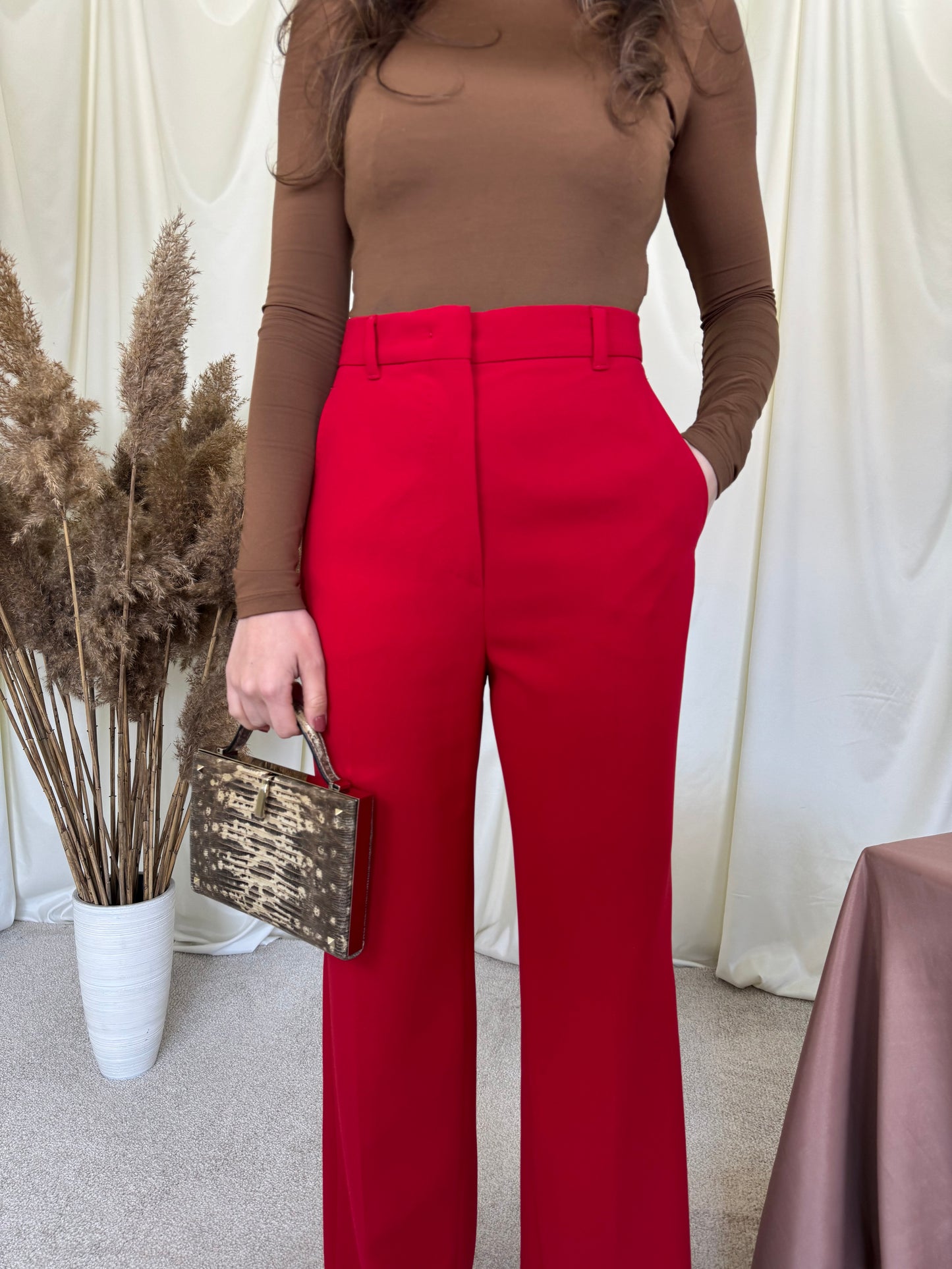 Pantalon nou premium MAX MARA roșu cu talie înaltă 
(Mărimea S)