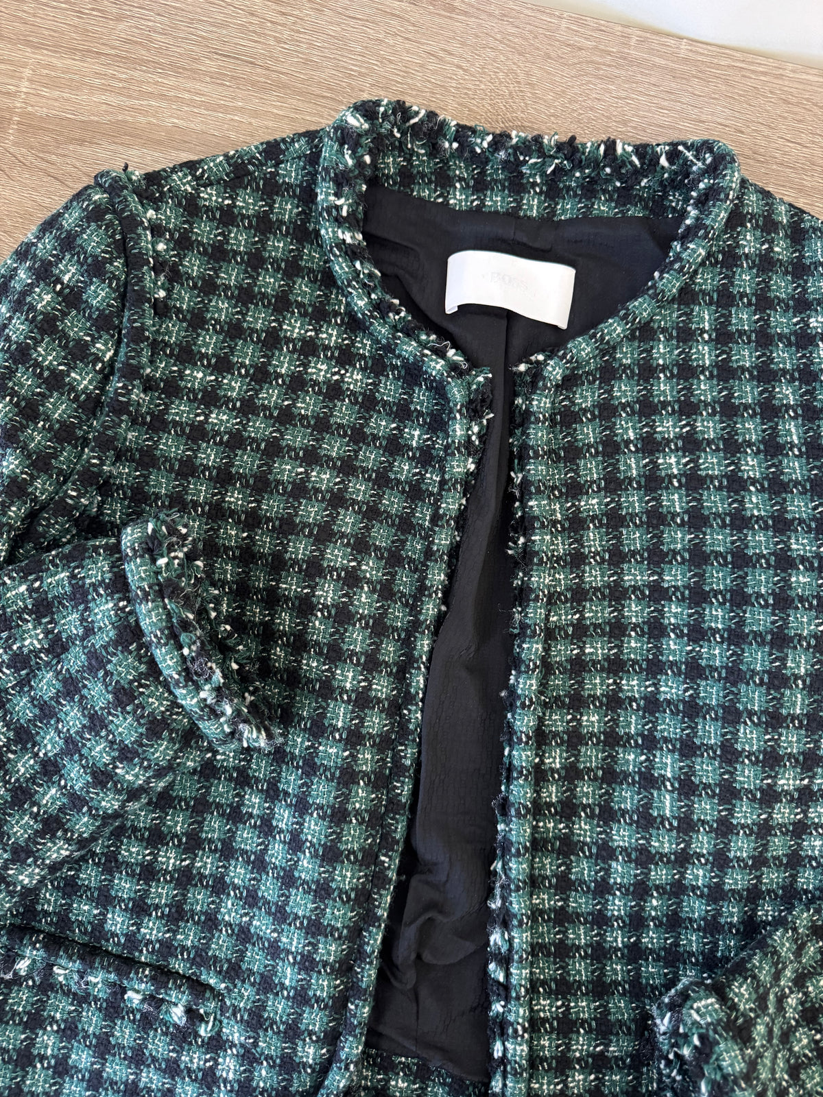 Jacheta tip tweed HUGO BOSS, închidere cu moș și babă ( mărimea S)