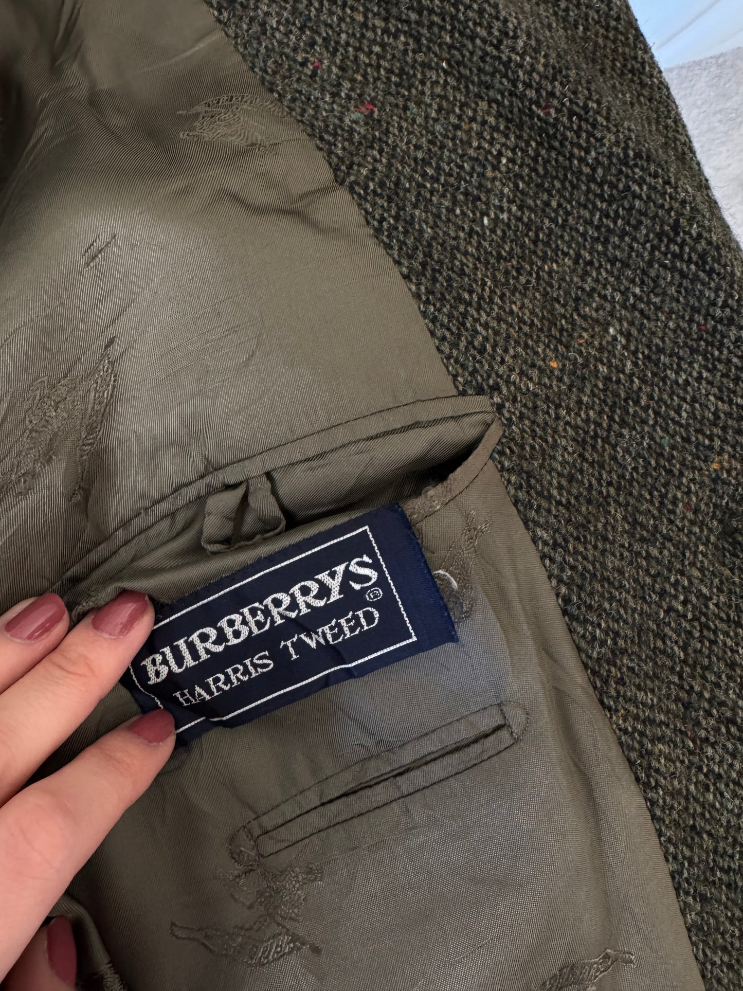 Piesa de colecție BURBERRY- lână HARIS TWEED