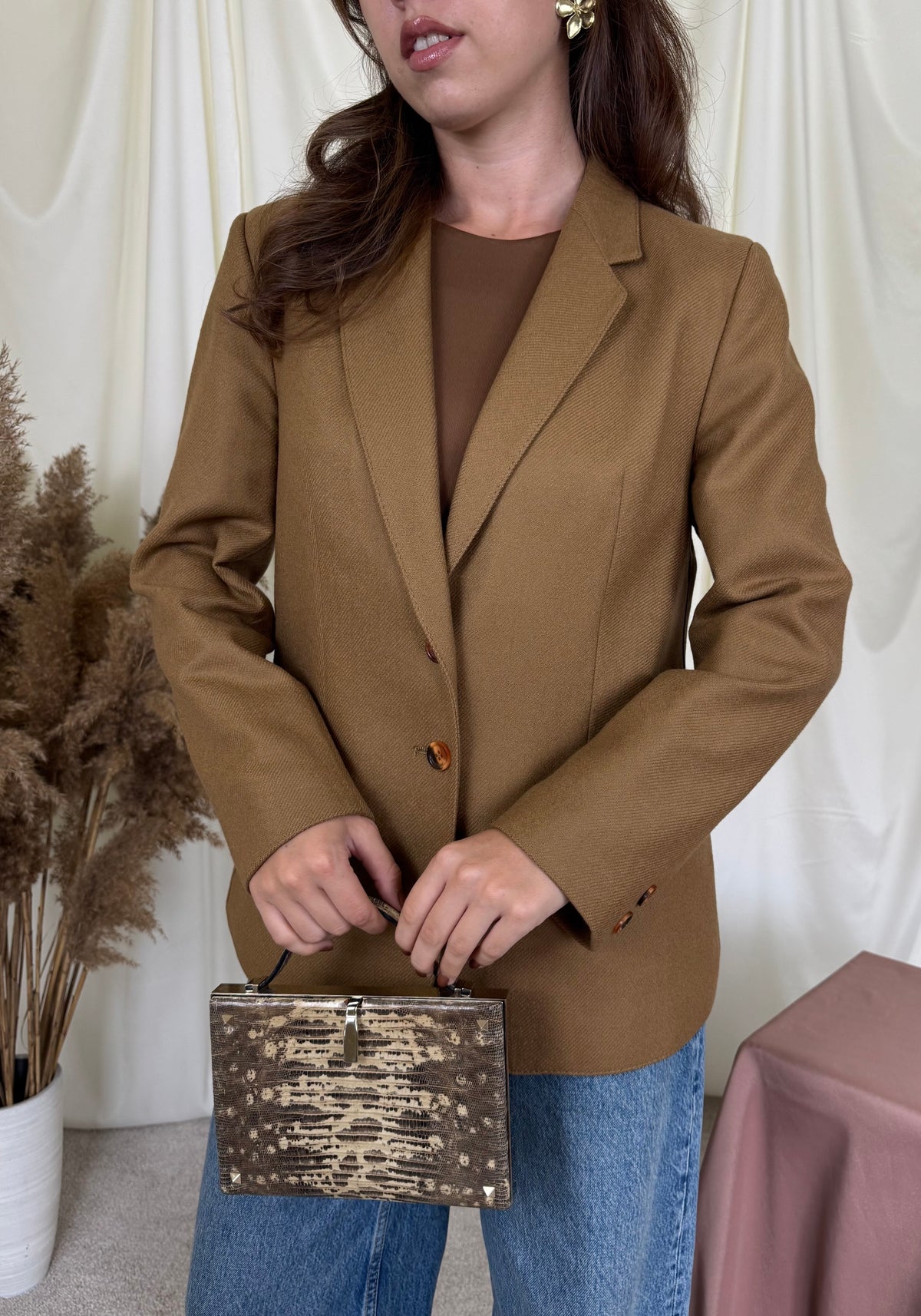 Sacou vintage superb din stofă de 100% lână calitativă ( mărimea S/M)