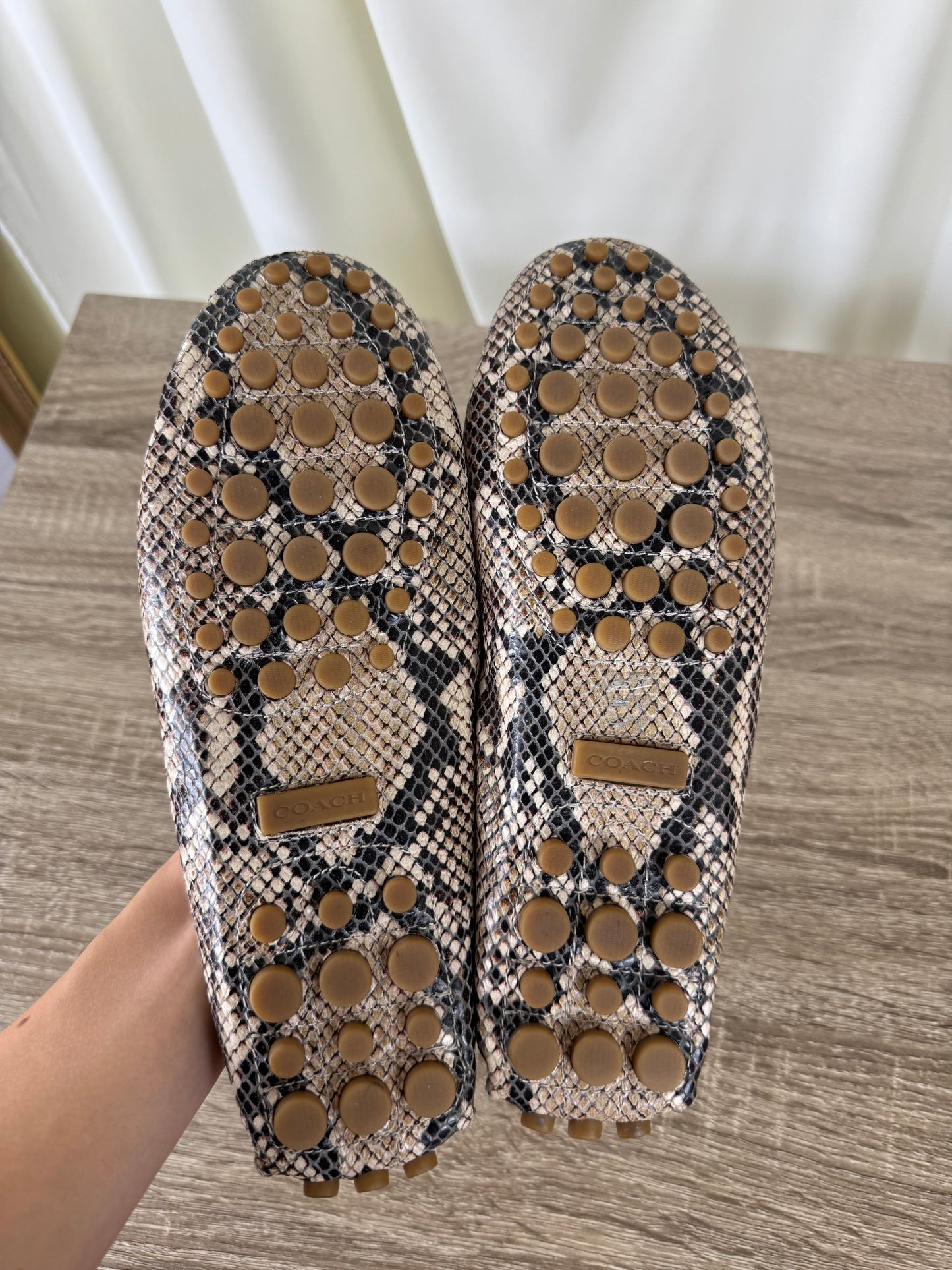 Pantofi- mocasiniCoach din piele naturală interior - exterior,  extrem de comozi, mărimea 39,5