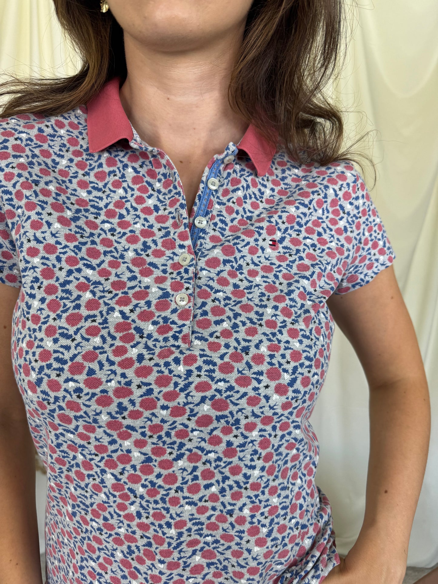 Tricou Tommy Hilfiger din bumbac cu print roz
(Mărimea xs/s)