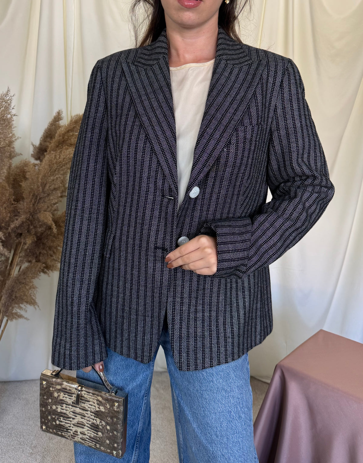 Sacou vintage  FERAUD din 60% lână și vascoza ( mărimea L)