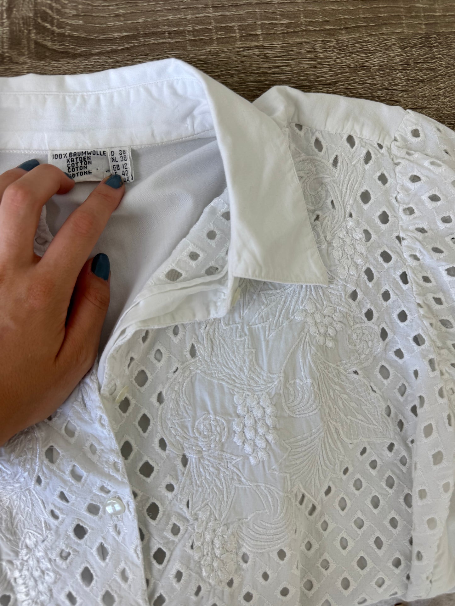 Cămașă vintage brodată din 100%  bumbac cu broderie ( mărimea S/M)