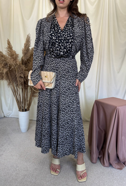 Back. Rochie vintage maxi BARBARA B. într-un croi superb cu umeri marcați, talie ajustabilă ( mărimea M/L)