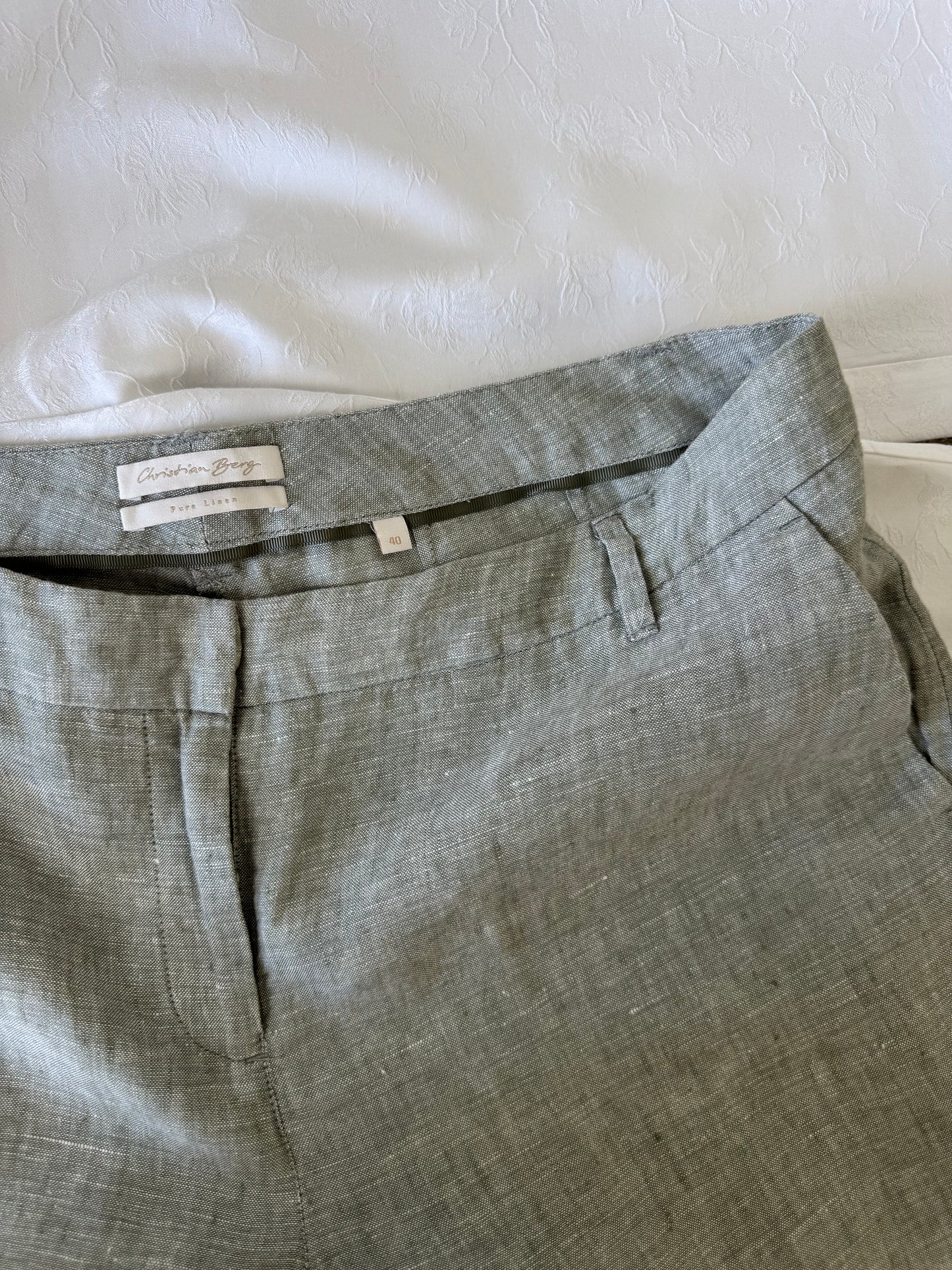Pantalon Christian Berg din 100% in calitativ cu talie medie ( mărimea L) -94 cm