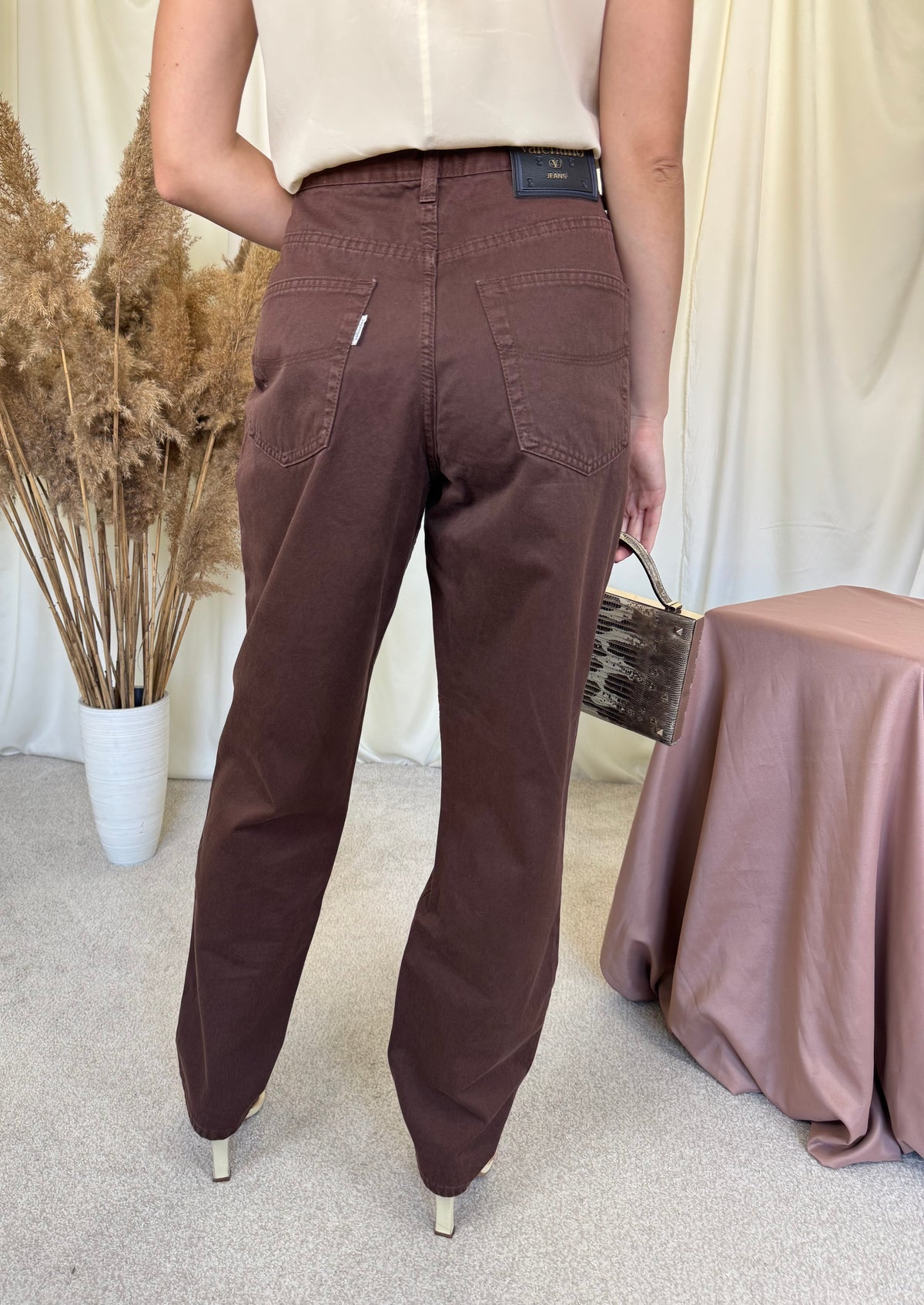 Blugi vintage luxury VALENTINO din denim de bumbac, talie super înaltă ( mărimea L)