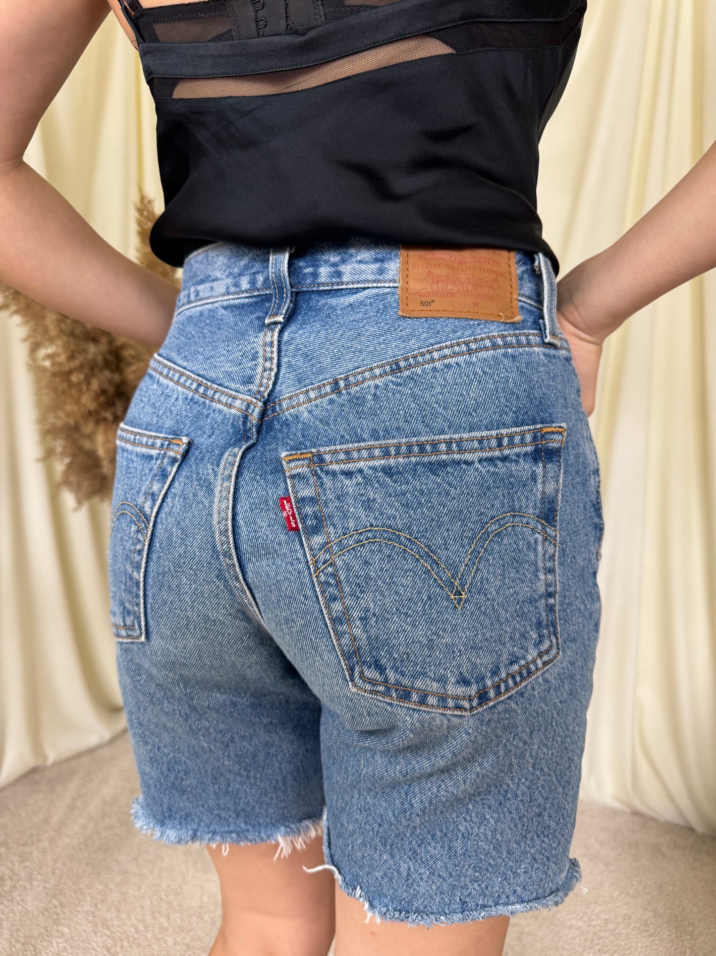Levi’s Albastru deschis cu talie înaltă ( mărimea XS/S)