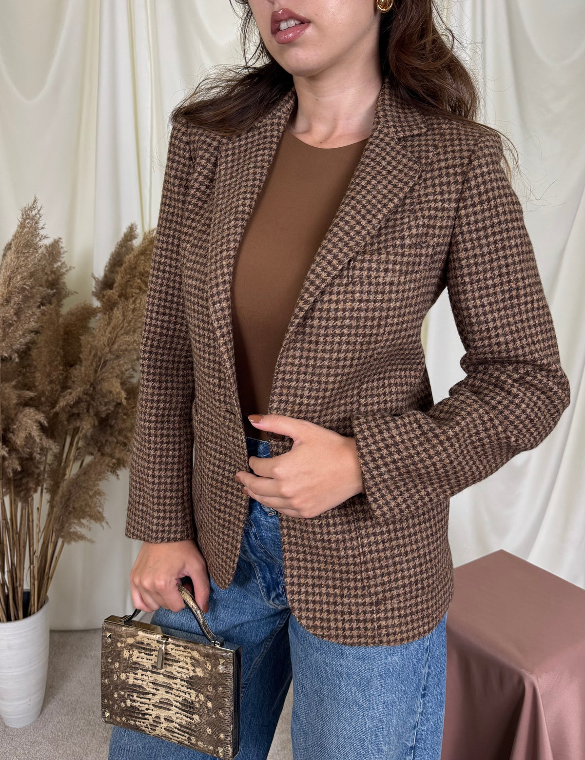 Sacou vintage din stofă tweed mai groasă 100% lână ( mărimea XS)
