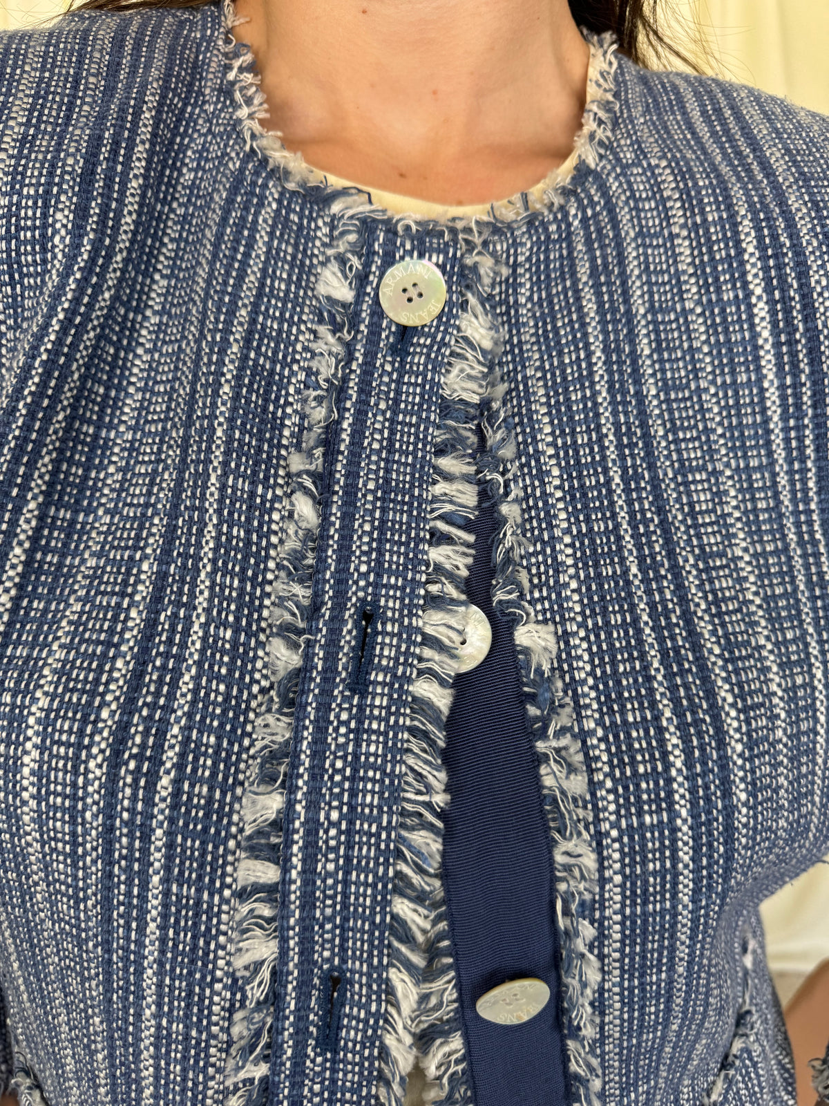 Sacou ARMANI jeans tip tweed din bumbac cu nasturi inscripționați  ( mărimea M)