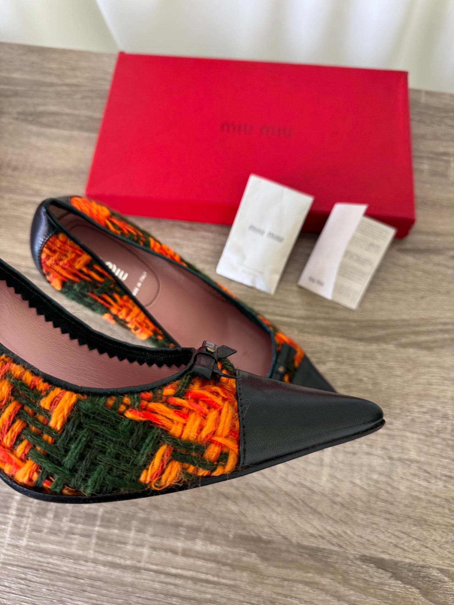 Pantofi MIU MIU din tweed de lână și piele naturală ( mărimea 40.5)