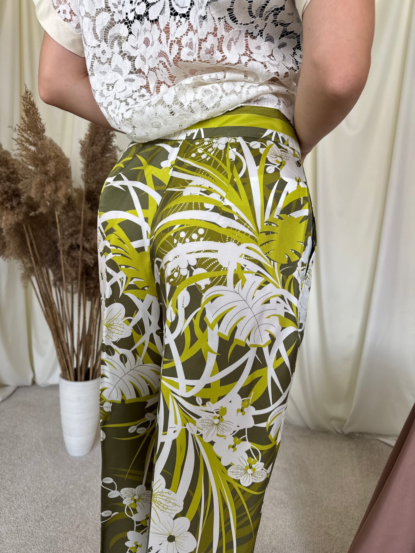 Pantalon MAX MARA din 100% mătase naturală cu print și talie înaltă ( mărimea S-M )